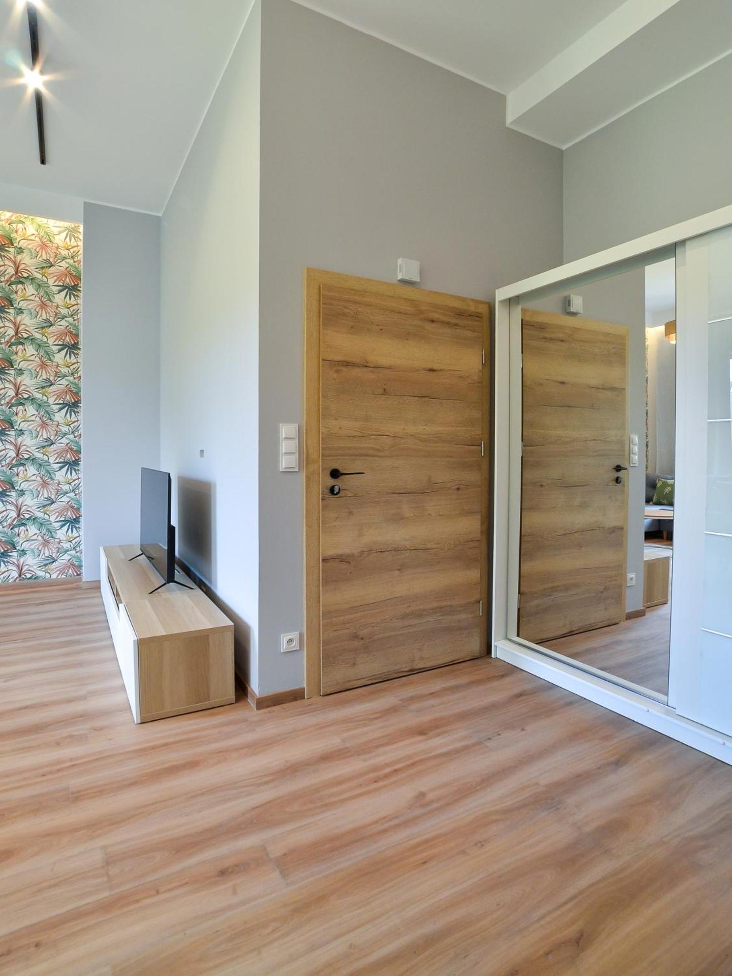 Citystay Stylowe Apartamenty Przy Swietojanskiej Gdynia Exteriör bild